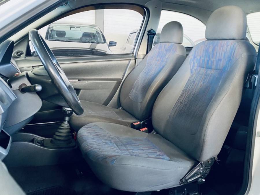 CHEVROLET - CELTA - 2011/2011 - Branca - R$ 25.990,00