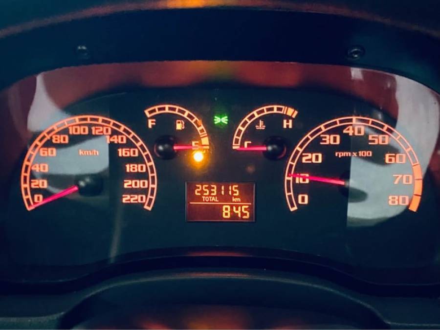 FIAT - PALIO - 2004/2004 - Preta - R$ 19.999,00