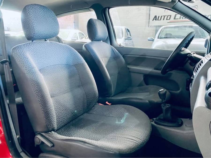 RENAULT - CLIO - 2009/2010 - Vermelha - R$ 18.990,00