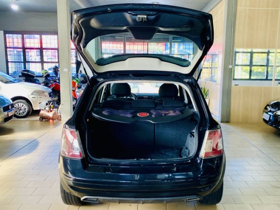 FIAT - STILO - 2010/2011 - Preta - R$ 26.990,00