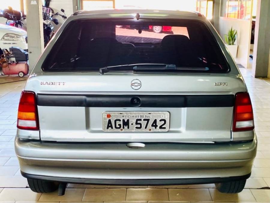 CHEVROLET - KADETT - 1997/1997 - Cinza - R$ 10.990,00