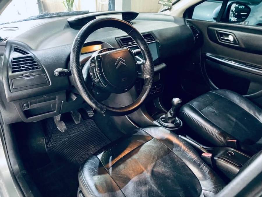 CITROËN - C4 - 2011/2011 - Prata - R$ 26.990,00