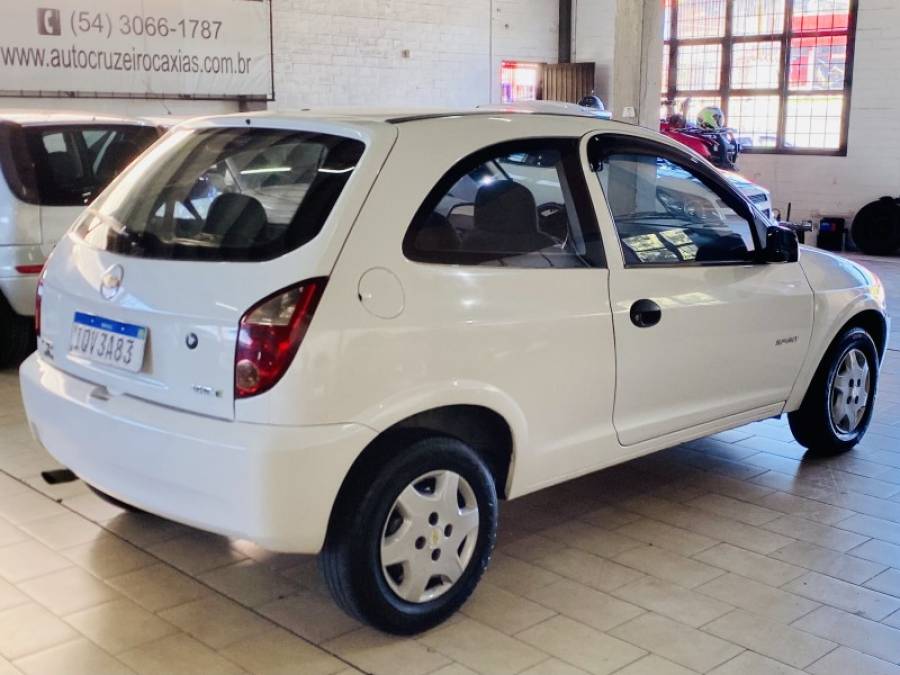 CHEVROLET - CELTA - 2011/2011 - Branca - R$ 25.990,00