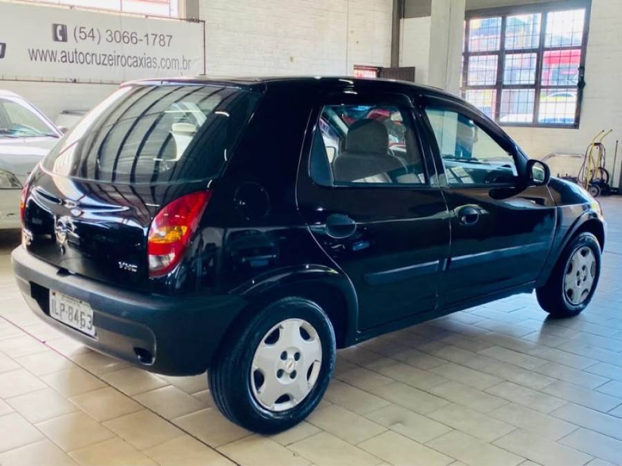 CHEVROLET - CELTA - 2004/2004 - Preta - R$ 18.990,00