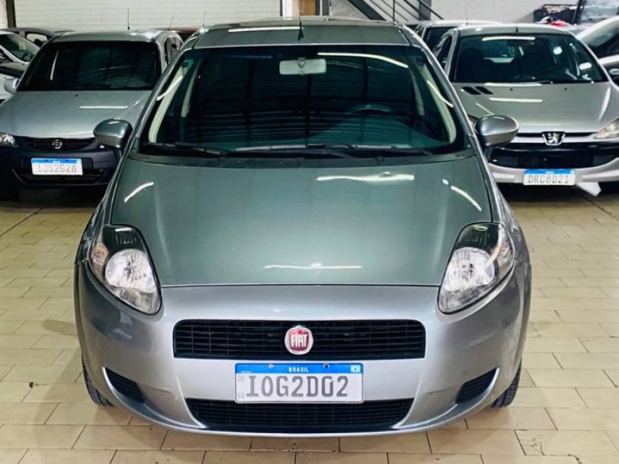 FIAT - PUNTO - 2007/2008 - Cinza - R$ 28.990,00