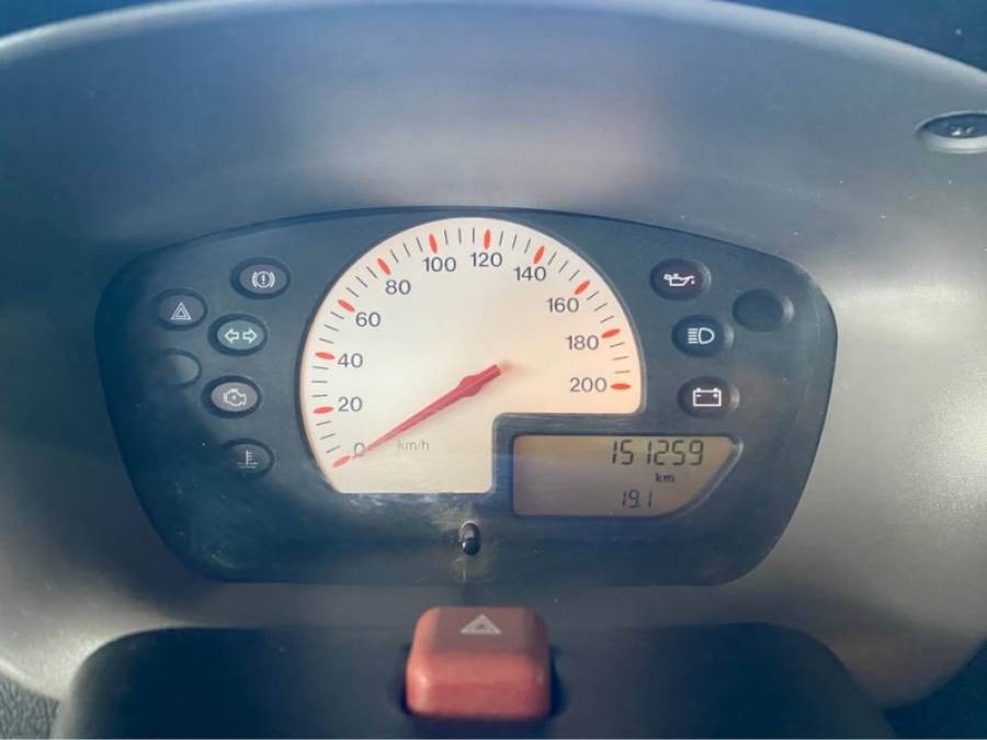 CHEVROLET - CELTA - 2001/2002 - Branca - R$ 14.990,00