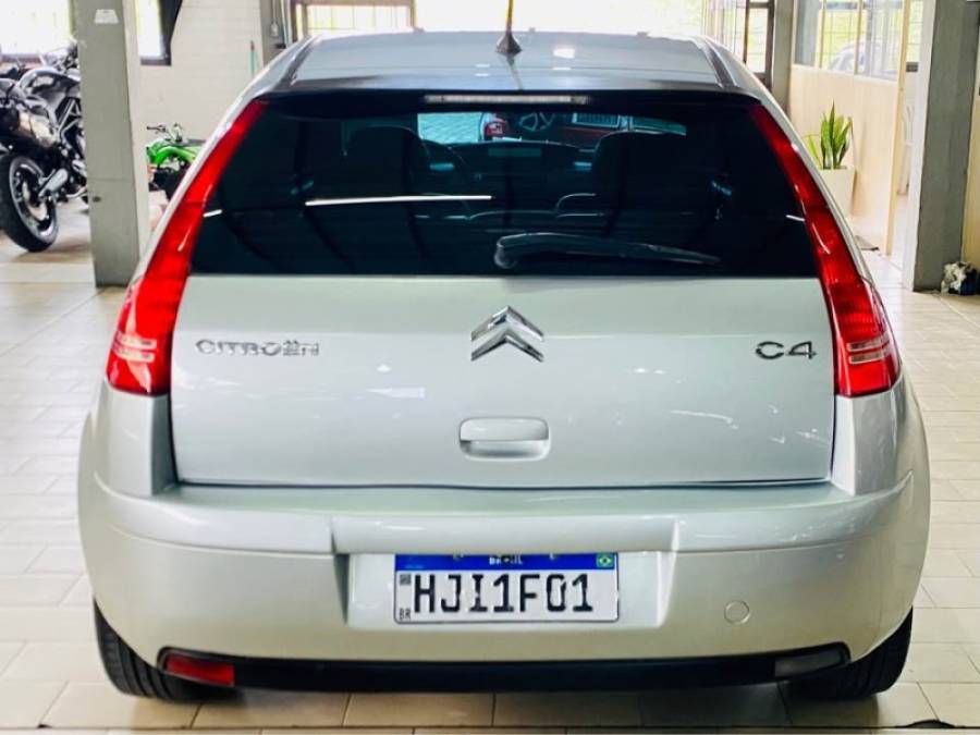 CITROËN - C4 - 2011/2011 - Prata - R$ 26.990,00