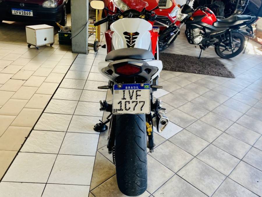 HONDA - CBR 600F - 2013/2013 - Branca - R$ 38.990,00