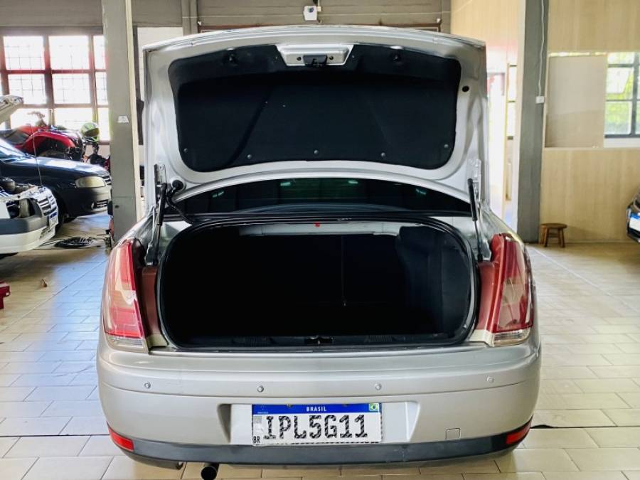 CITROËN - C4 - 2008/2009 - Prata - R$ 25.990,00