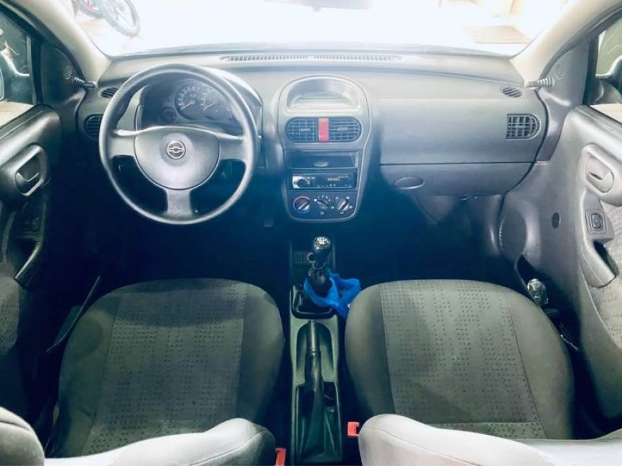 CHEVROLET - CORSA - 2008/2009 - Cinza - R$ 22.990,00
