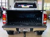 TOYOTA - HILUX - 2011/2011 - Prata - R$ 119.990,00