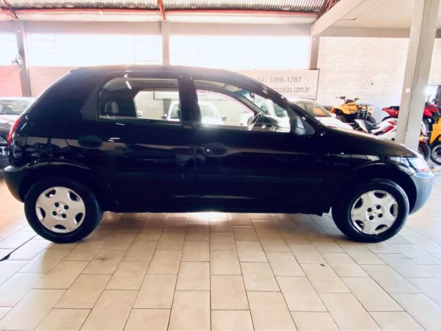 CHEVROLET - CELTA - 2004/2004 - Preta - R$ 18.990,00
