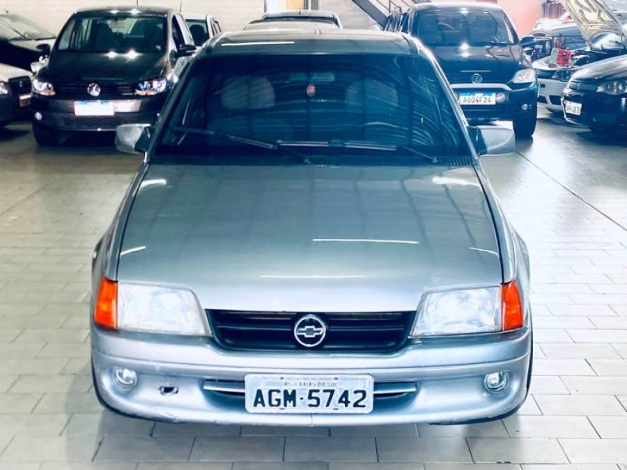 CHEVROLET - KADETT - 1997/1997 - Cinza - R$ 10.990,00