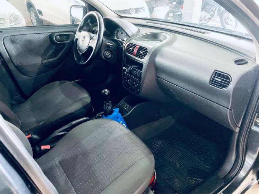 CHEVROLET - CORSA - 2008/2009 - Cinza - R$ 22.990,00