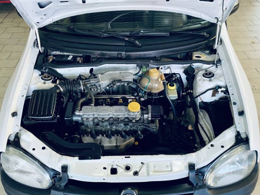CHEVROLET - CORSA - 1997/1997 - Branca - R$ 12.990,00