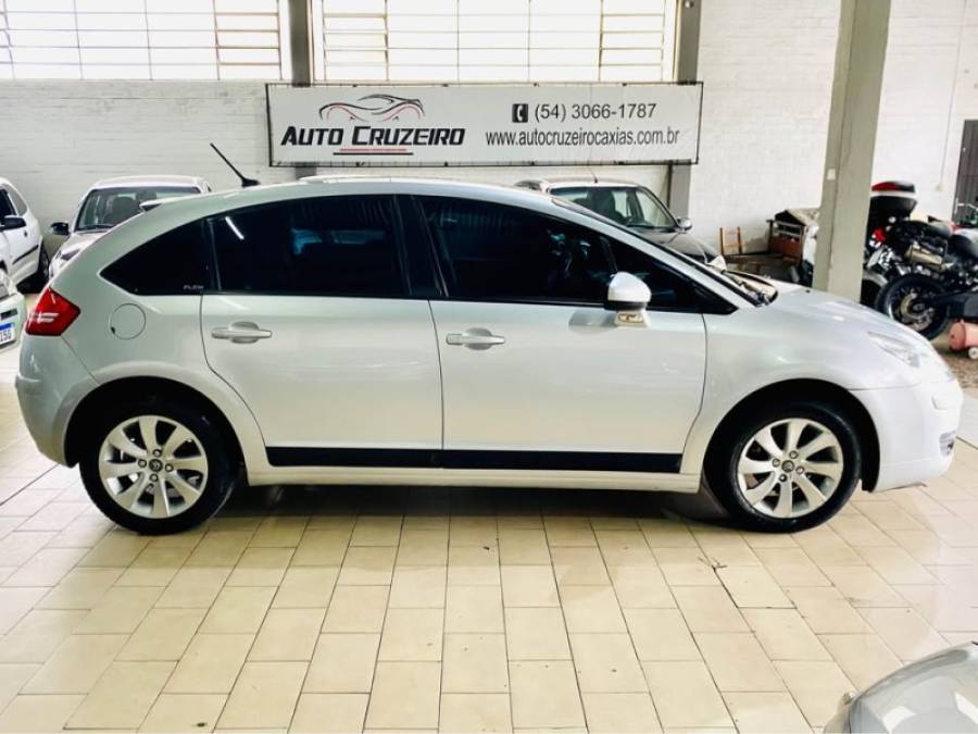 CITROËN - C4 - 2011/2011 - Prata - R$ 26.990,00