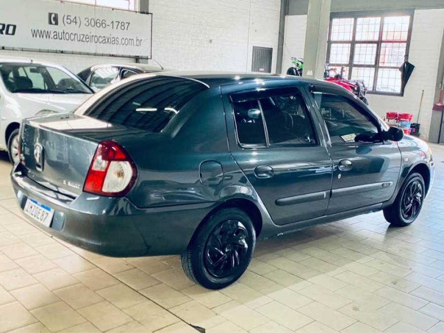 RENAULT - CLIO - 2005/2006 - Cinza - R$ 18.990,00