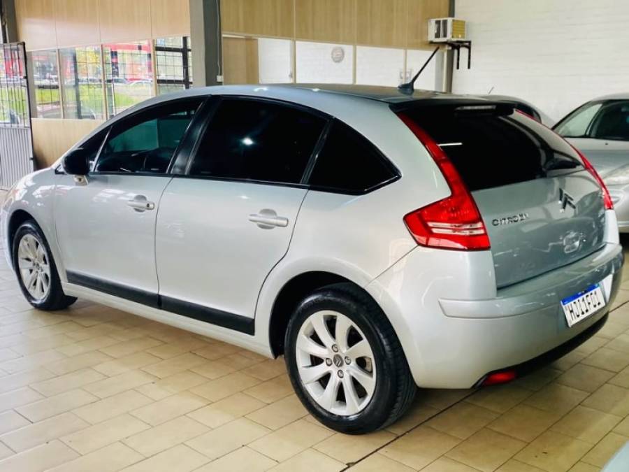 CITROËN - C4 - 2011/2011 - Prata - R$ 26.990,00
