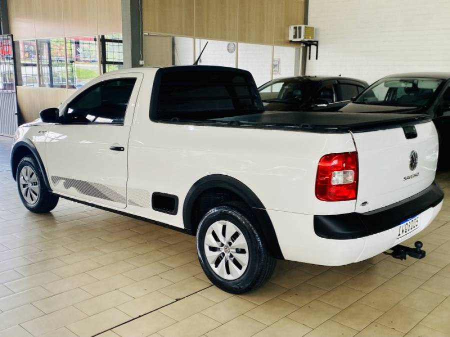 VOLKSWAGEN - SAVEIRO - 2016/2016 - Branca - R$ 47.990,00