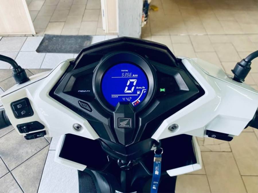 HONDA - ELITE - 2022/2022 - Branca - R$ 12.990,00