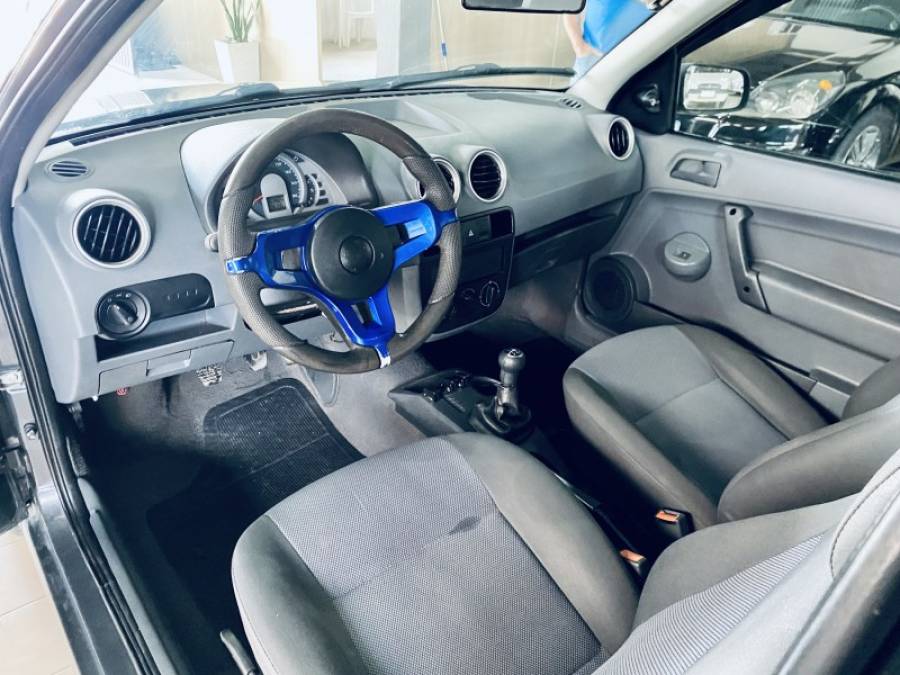 VOLKSWAGEN - GOL - 2007/2007 - Cinza - R$ 18.990,00