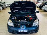 RENAULT - CLIO - 2005/2006 - Cinza - R$ 18.990,00