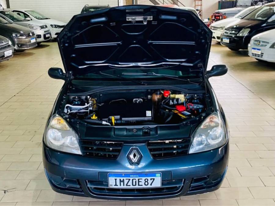 RENAULT - CLIO - 2005/2006 - Cinza - R$ 18.990,00