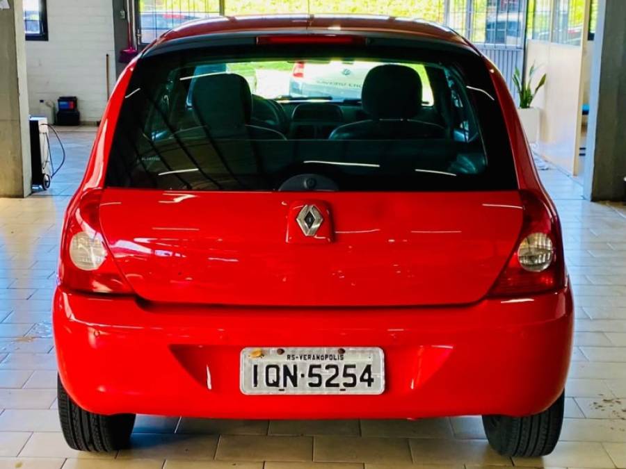 RENAULT - CLIO - 2009/2010 - Vermelha - R$ 18.990,00