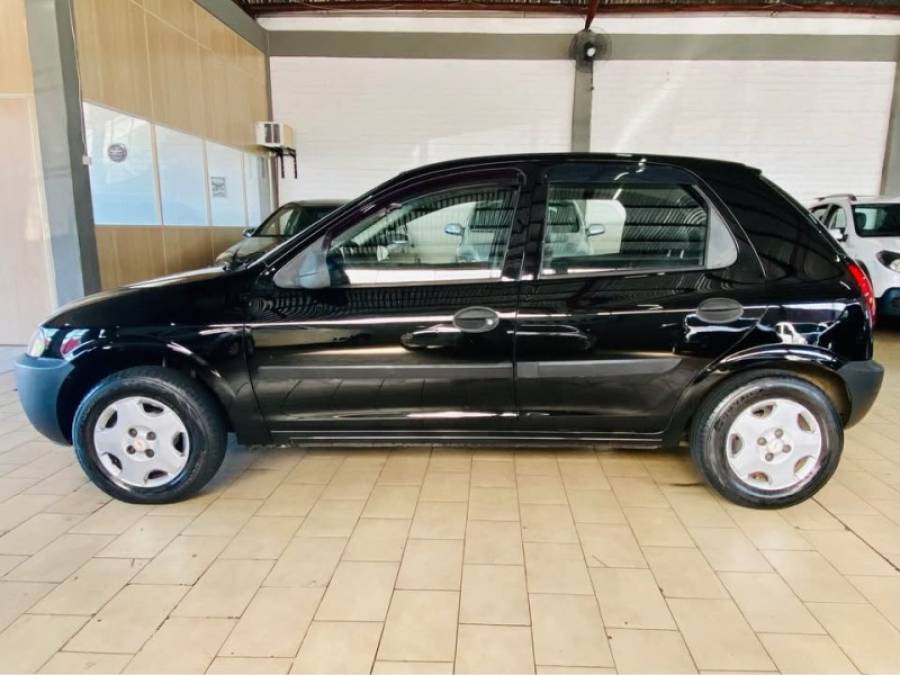 CHEVROLET - CELTA - 2004/2004 - Preta - R$ 18.990,00