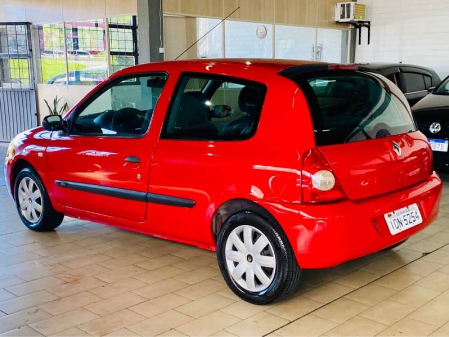 RENAULT - CLIO - 2009/2010 - Vermelha - R$ 18.990,00