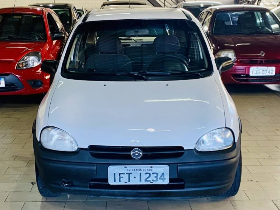 CHEVROLET - CORSA - 1997/1997 - Branca - R$ 12.990,00