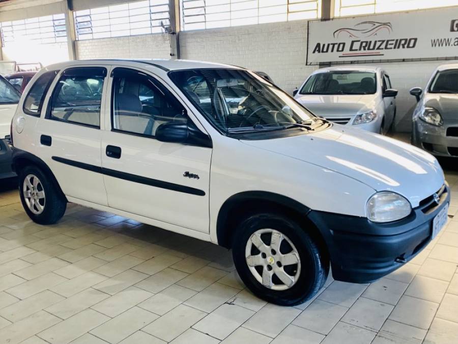 CHEVROLET - CORSA - 1997/1997 - Branca - R$ 12.990,00