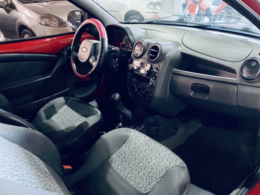 FORD - KA - 2011/2012 - Vermelha - R$ 22.990,00