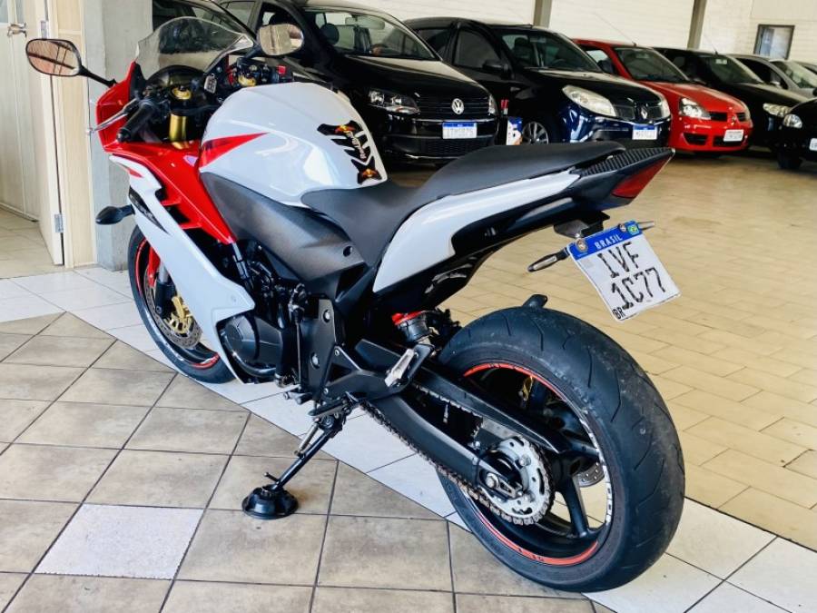 HONDA - CBR 600F - 2013/2013 - Branca - R$ 38.990,00