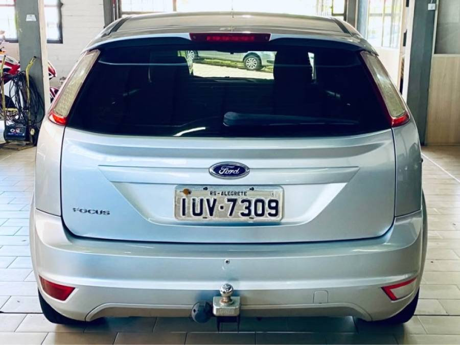 FORD - FOCUS - 2013/2013 - Prata - R$ 41.990,00