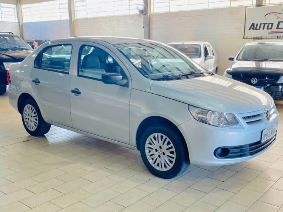 VOLKSWAGEN - VOYAGE - 2010/2010 - Prata - R$ 26.990,00
