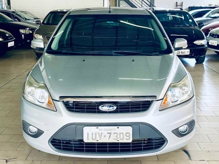 FORD - FOCUS - 2013/2013 - Prata - R$ 41.990,00