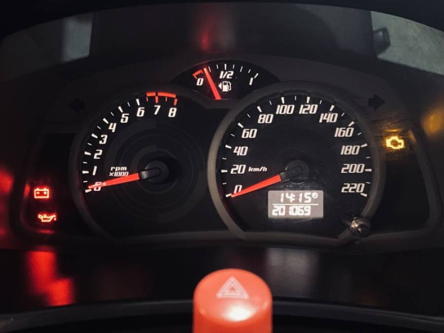 FORD - KA - 2011/2012 - Vermelha - R$ 22.990,00