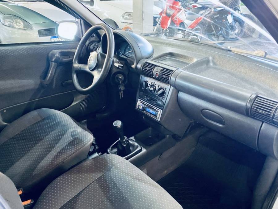CHEVROLET - CORSA - 1997/1997 - Branca - R$ 12.990,00