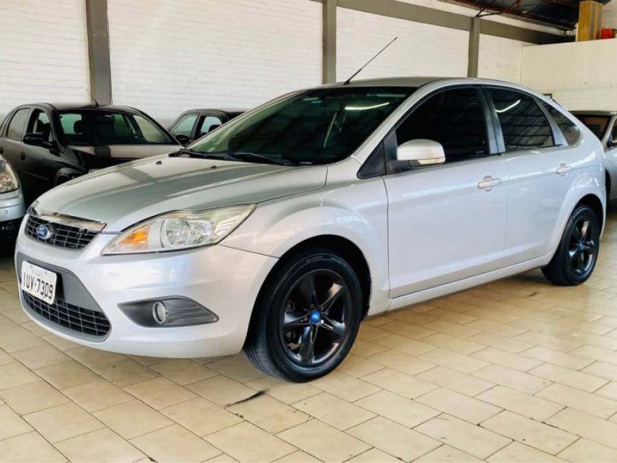 FORD - FOCUS - 2013/2013 - Prata - R$ 41.990,00