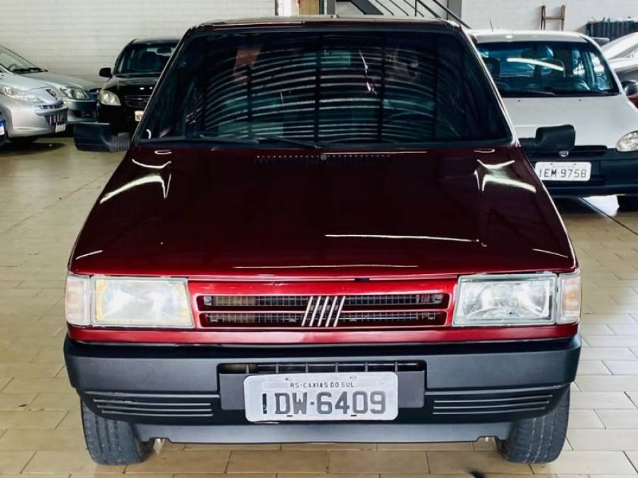 FIAT - UNO - 1995/1996 - Vinho - R$ 10.990,00