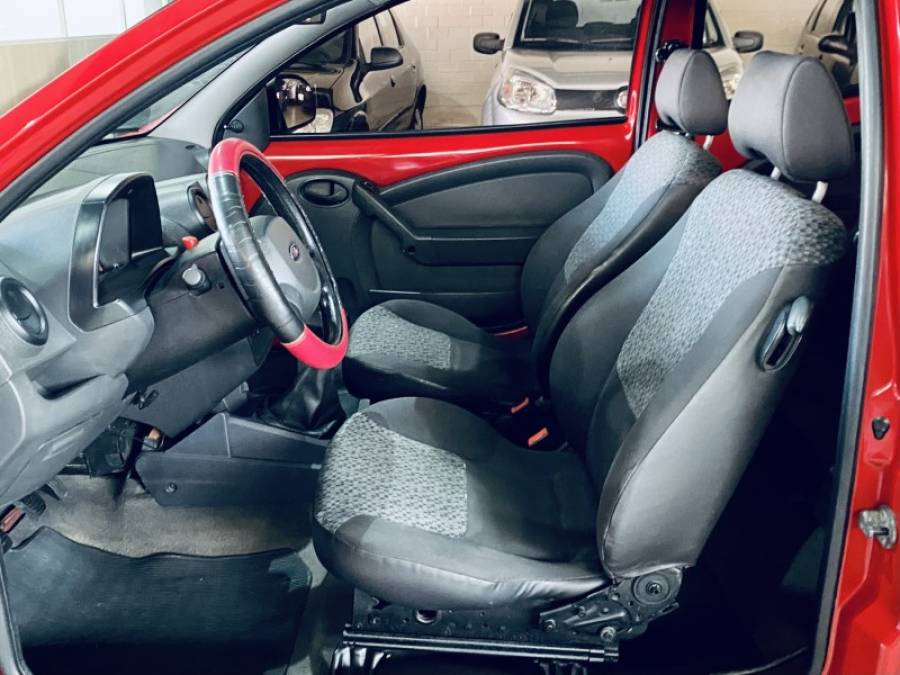 FORD - KA - 2011/2012 - Vermelha - R$ 22.990,00