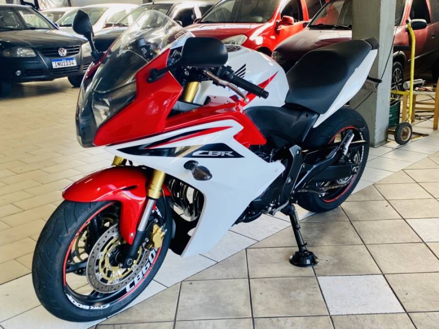 HONDA - CBR 600F - 2013/2013 - Branca - R$ 38.990,00